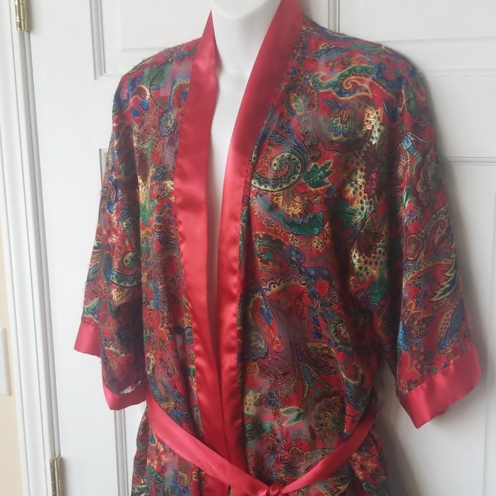 Inner Most Robe - Picture 3 of 8